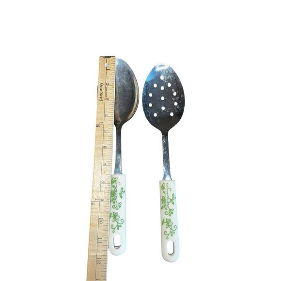 2 Temp-tations Presentable Ovenware by Tara Slotted Spoon Serving Green White - Picture 4 of 5
